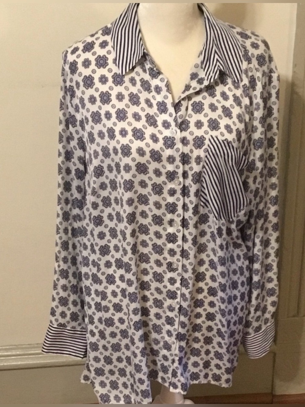 Chicos Tunic Top Sz 12/14 Oversized Floral-Stripes
